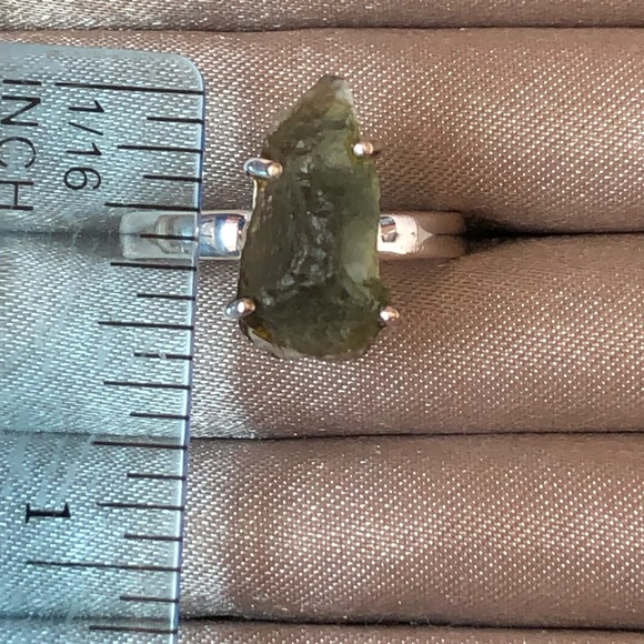 Sterling silver and genuine 👽🛸Moldavite 👽🛸free form ring size 8 - Picture 5 of 15